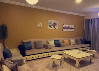 شاليه بإطلالة على البحر والحديقة