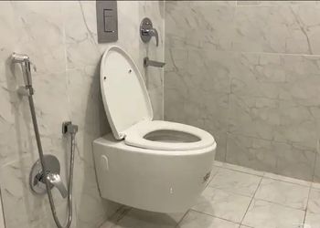 شقة بصالة جلوس وغرفتين نوم