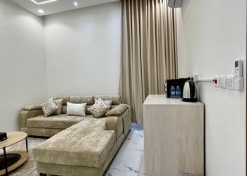 استديو هادئ بسرير ماستر 