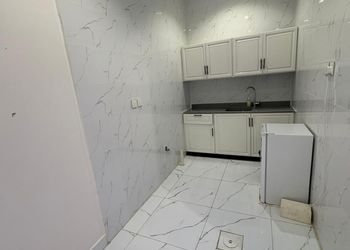 شقة بغرفة معيشة وغرفة نوم 