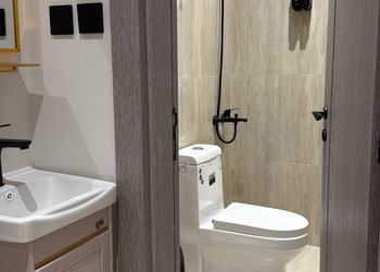 استديو هادئ بسرير ماستر 