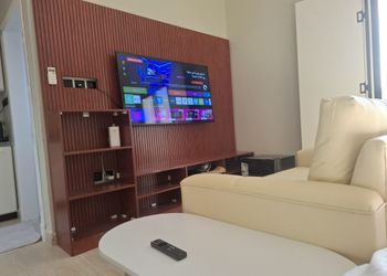 استديو بسرير ماستر وجلسة جانبية 