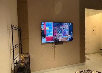 استديو بأثاث مريح وبسيط 