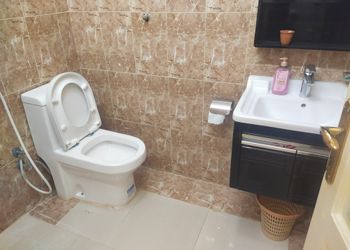 استديو بسرير ماستر وجلسة جانبية 