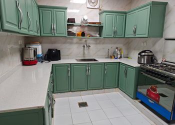 استراحة بغرفه نوم ومجالس