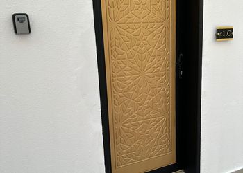 استديو بسرير ماستر وتصميم انيق
