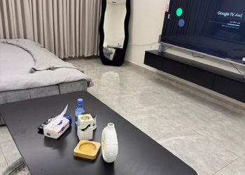 استديو بسرير ماستر وجلسة جانبية 