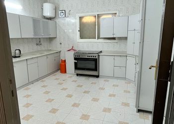 شقة بغرفتين نوم وصالة 