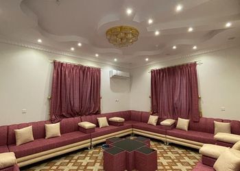 استراحة بجلسة خارجية ومجالس 