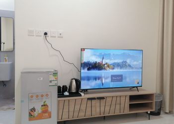 استديو بسرير ماستر وأثاث مريح 