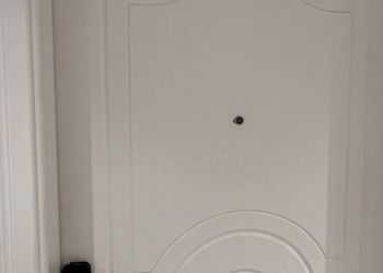 استديو هادئ بسرير ماستر 