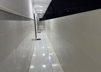 استديو بسرير ماستر وجلسة جانبية