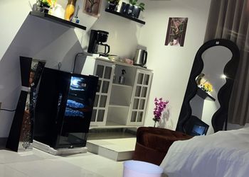 استديو بسرير ماستر ودخول ذاتي