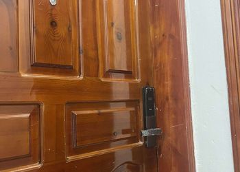 شقة بغرفتين نوم وغرفة جلوس 