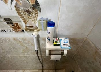 شقة بصاله و 3 غرف نوم