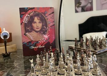 استديو هادئ بسرير ماستر