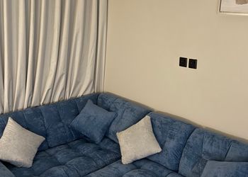 استديو هادئ بسرير ماستر