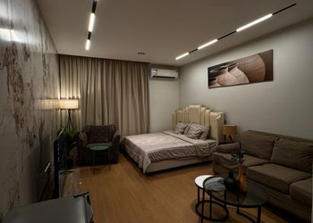استديو بتصميم هادئ ودخول ذاتي