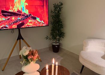 استديو بتصميم أنيق ودخول ذاتي