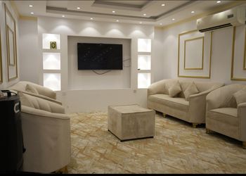 استراحة بمسطح اخضر وجلسه خارجيه