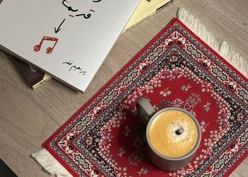 شقة بغرفة سينما و بأثاث مودرن