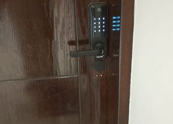 شقة بغرفتين نوم وصالة مريحة 