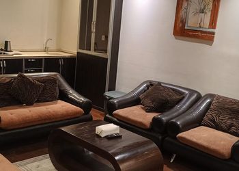 شقة بصالة وغرفتين نوم