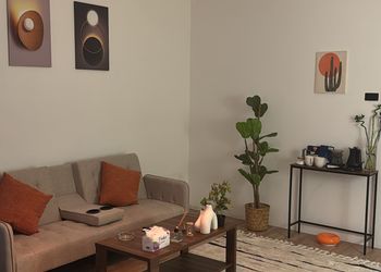 استوديو مودرن ودخول ذاتي
