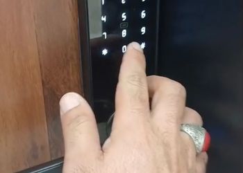 شقة بغرفتين نوم وصالة مريحة 