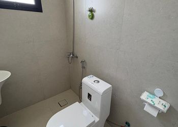 استديو هادئ بسرير ماستر