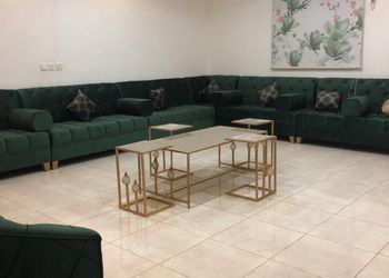 استراحة بصالة جلوس ومسبح خارجي
