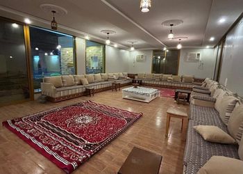 استراحة ببيت شعر