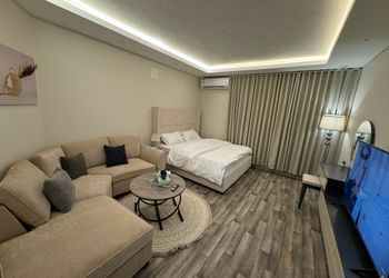 استديو بدخول ذاتي وتصميم أنيق