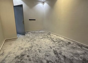 استراحة بمجلس وفناء خارجي 