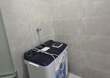 شاليه بمسبح خارجي ومجلس 