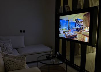 استديو هادئ بسرير ماستر 