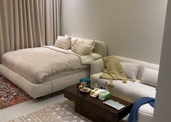 استديو هادئ بسرير ماستر 