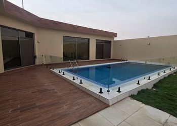 شاليه بغرفة نوم و صاله انيقة