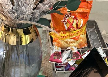 استديو بسرير ماستر وجلسة جانبية 