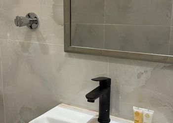 استديو بسرير ماستر