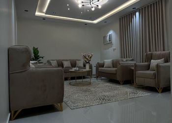 شاليه بغرفة نوم ومجلس وجلسه