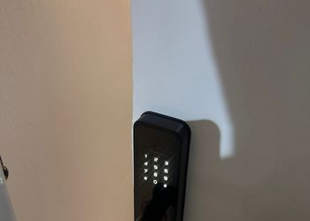 استديو بجاكوزي ودخول ذاتي