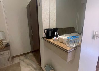 استديو هادئ بسرير ماستر 