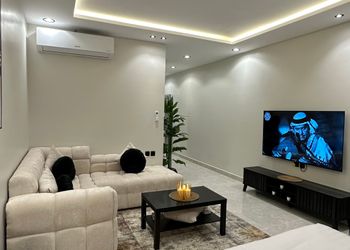 استديو بسرير ماستر وجلسة جانبية 