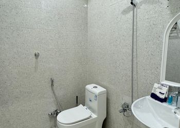 استديو بسرير ماستر وجلسة جانبية 