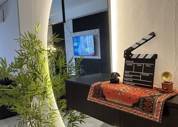 شقة بغرفة جلوس وغرفتين نوم 