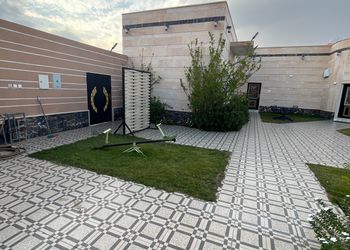 استراحة بألعاب أطفال ومسبح