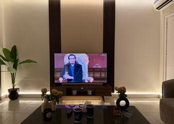 شقة بغرفة معيشة وغرفتين نوم 