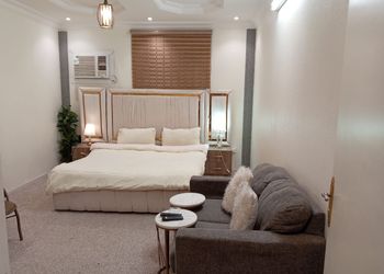 استديو بدخول ذاتي وسرير مريح 