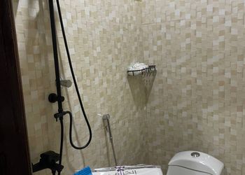 استديو بسرير ماستر 